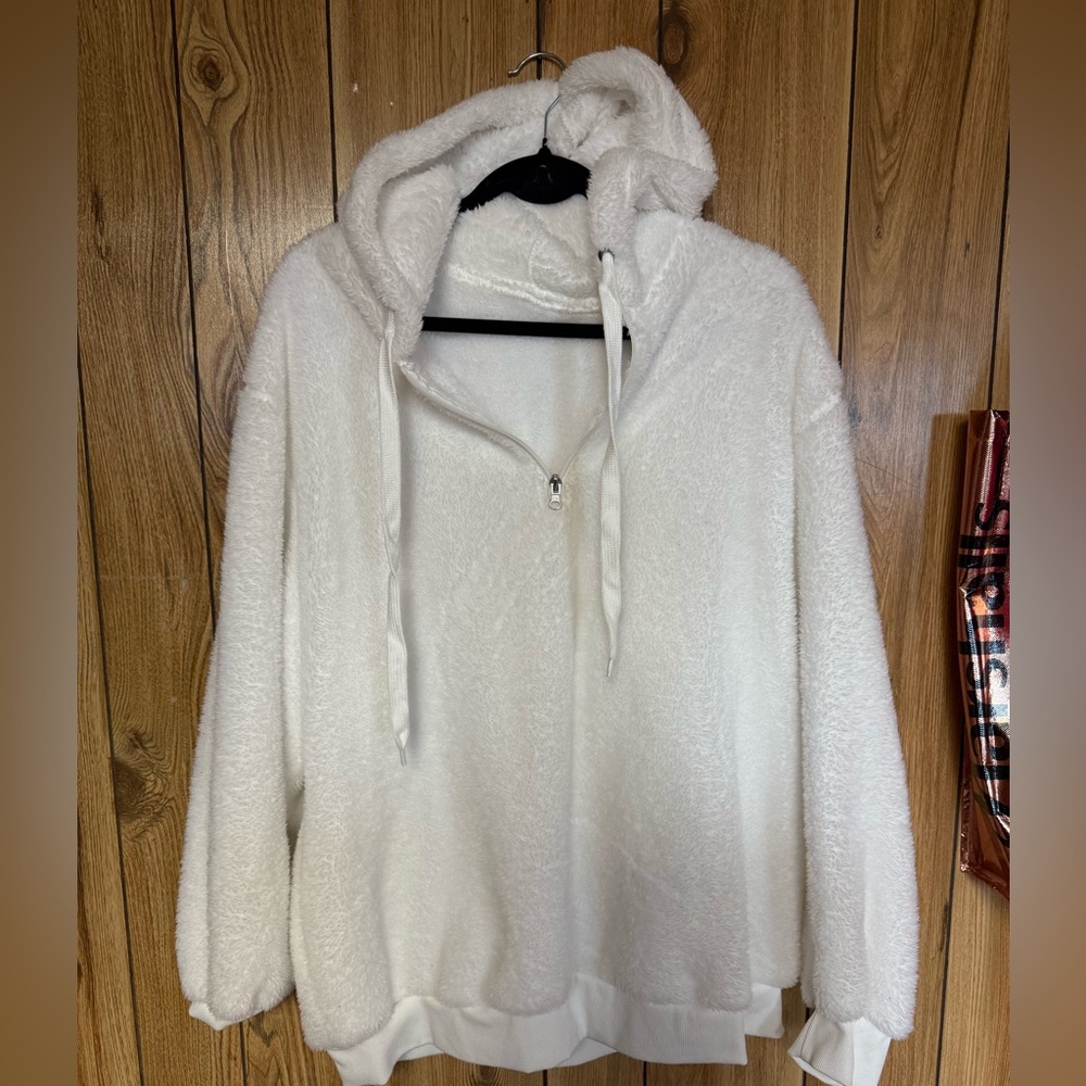 White fuzzy pullover hoodie XL